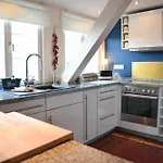 Bomhoffstr. 22, W6, GB6